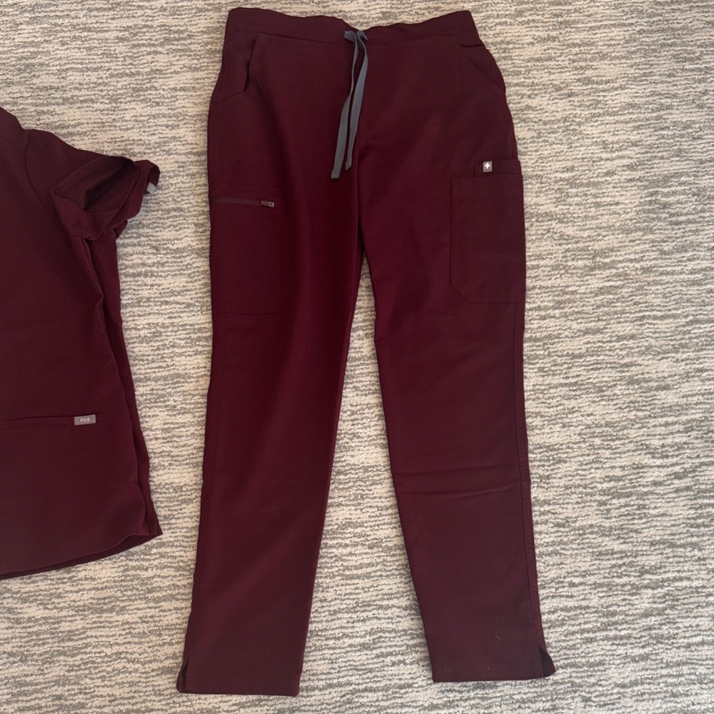 Figs Women's Scrub Set in Wine (Top & Pants) - Picture 6 of 9